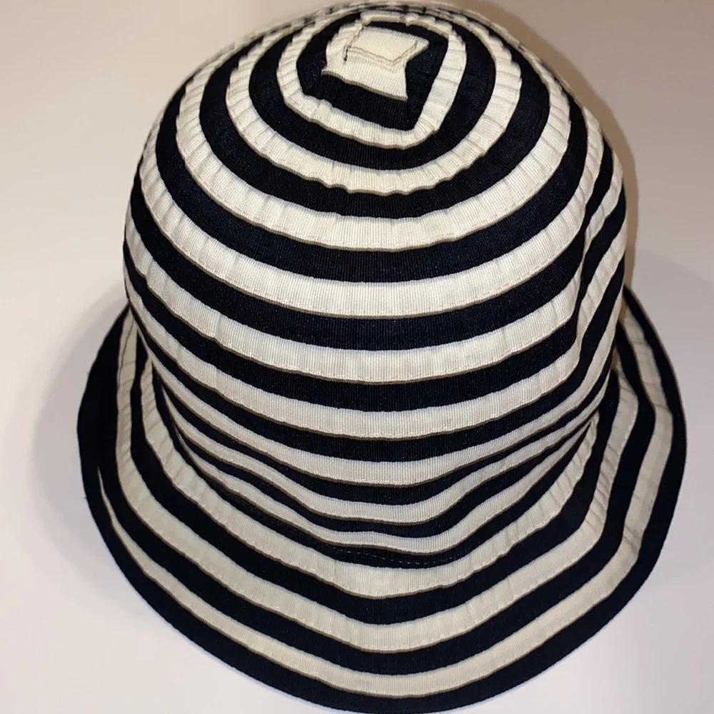 San Francisco Hat Company Unisex Black/White Floppy Hat OS